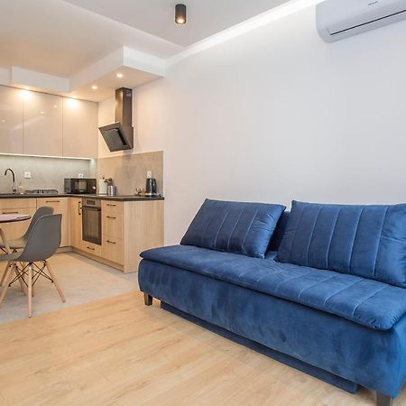Urban Jungle Apartament Alice 비아위스토크 외부 사진