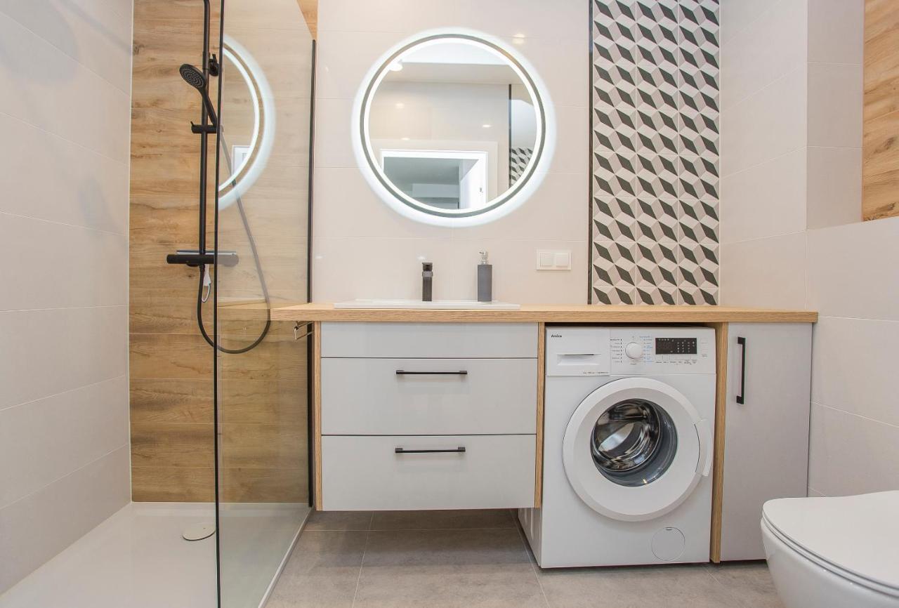 Urban Jungle Apartament Alice 비아위스토크 외부 사진